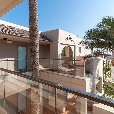 Hotel Oasis 2*