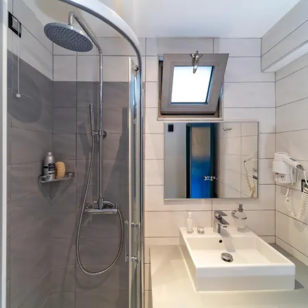 Oasis 2*