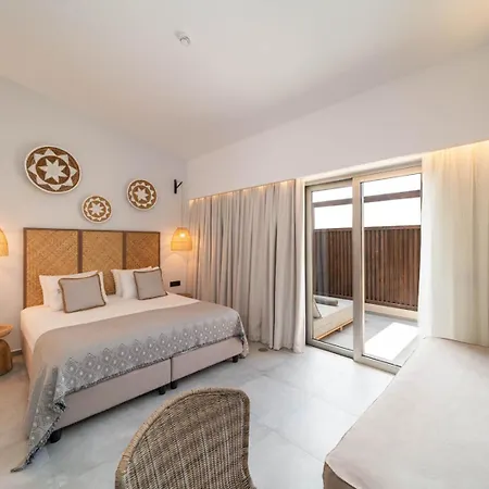 Oasis Hotel