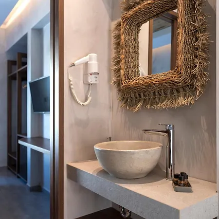 Hotel Oasis 2*